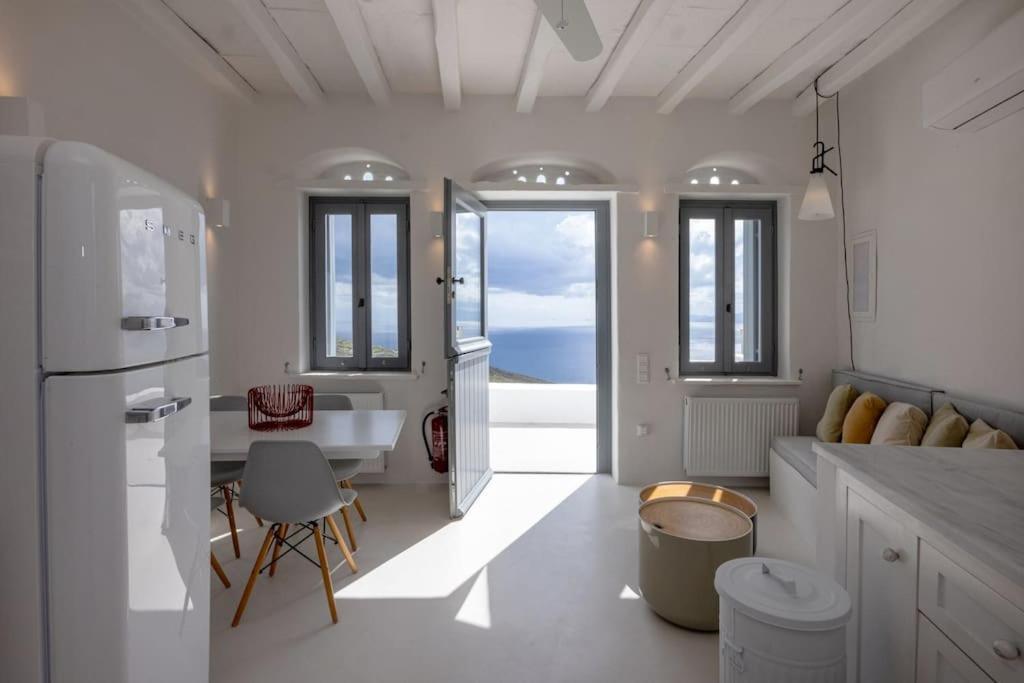 Sterni House In ιsternia Tinos * Istérnia